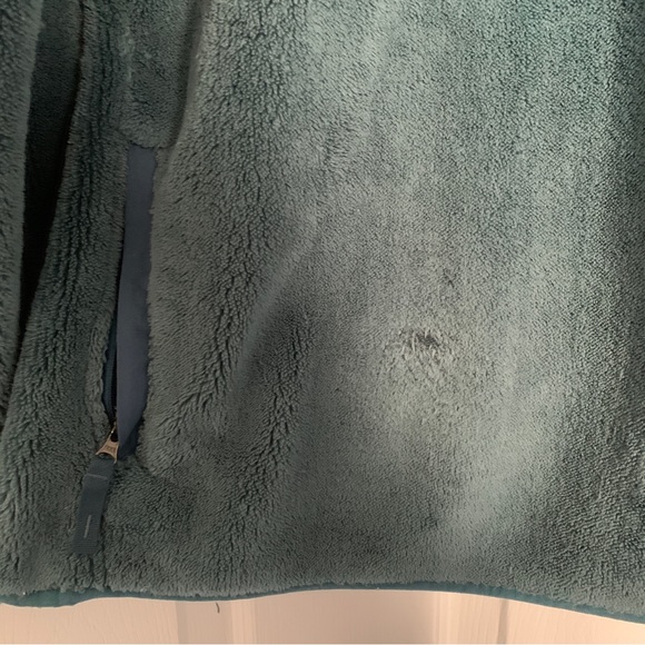 L.L. Bean Hi-Pile Fleece Pullover | large | mossy pine green - Picture 4 of 8